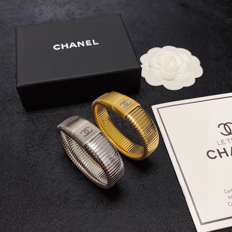 Chanel Bracelet 07yxs19